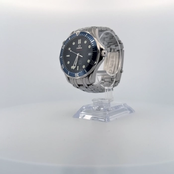 Omega Seamasters bleu