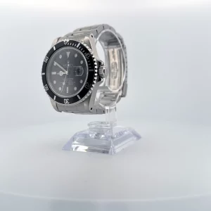 Rolex Submariner **